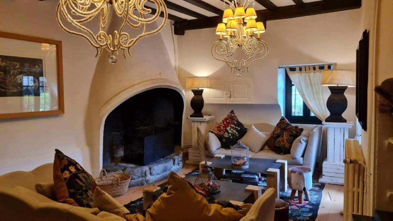 Le Chateau Brangoly (Adults Only) Enveitg ภายนอก รูปภาพ